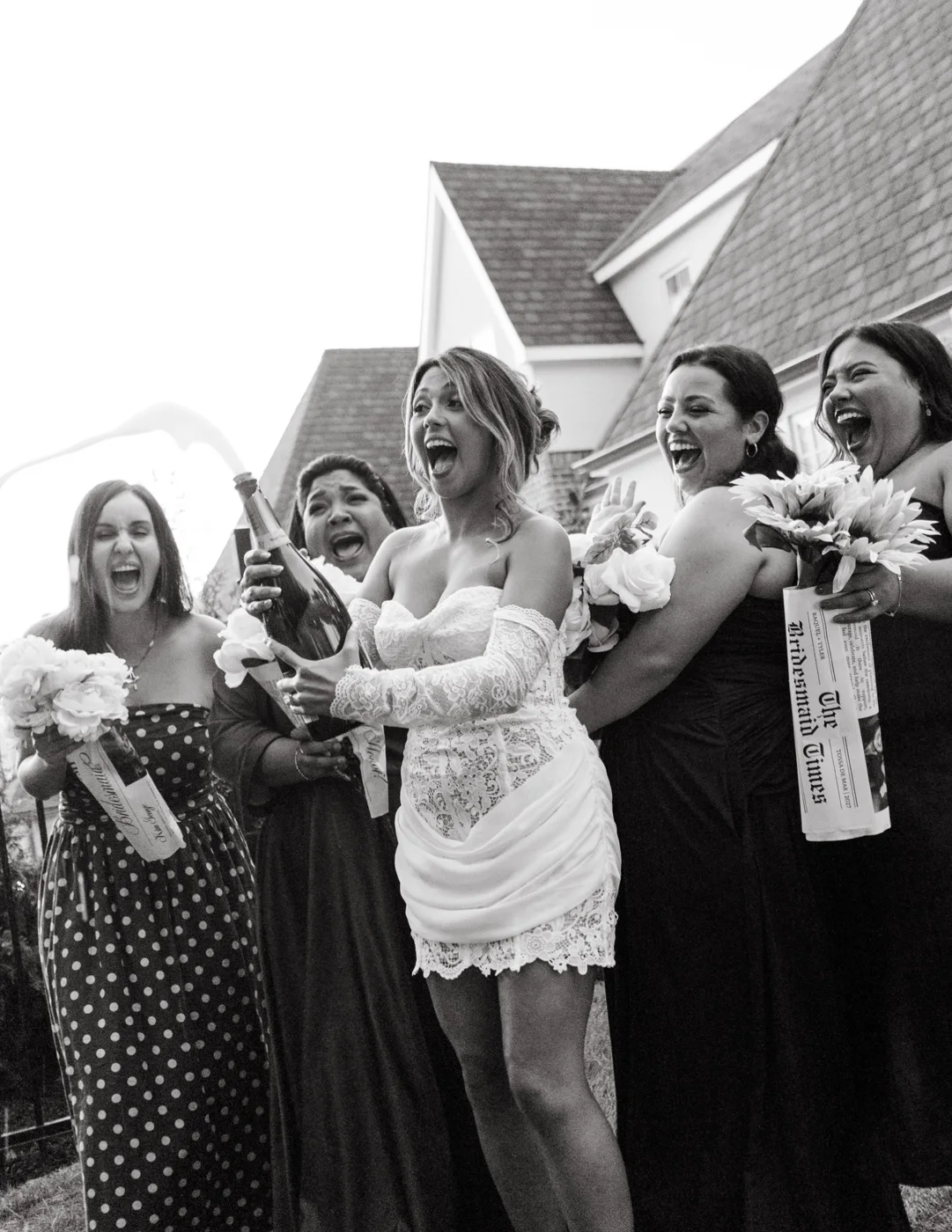 ENGAGEMENT PARTY MOMENT